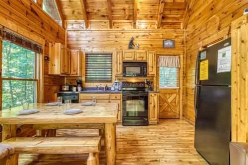 A Slice of Heaven #161 in Sevierville, USA