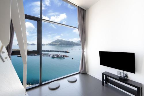 Namhae Red Wave Pension in Mijo-myeon