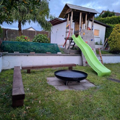 Parque infantil, Independent Studio Apartment in Wicklow