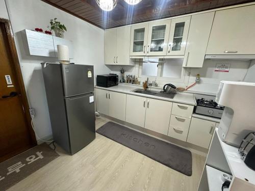 Namhae Audrey House in Seo-myeon