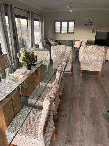 Aquila Chalet Phantom Views in แฟนทอม เอเคอร์