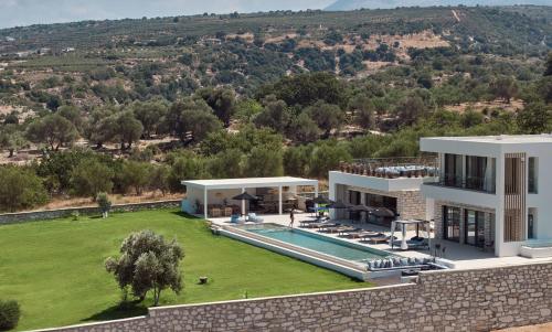 Gavras Exclusive Villas, with Infinity Pools, Spa Whirlpools & SeaViews, By ThinkVilla gîte à louer Píkris