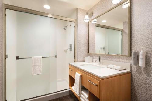 Home2 Suites by Hilton Albuquerque/Downtown-University Room Type - King Studio Suite - Non-Smoking