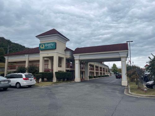 Quality Inn in Dalton, USA