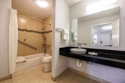 2 double beds