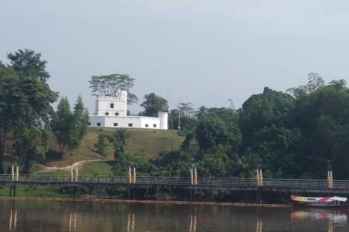 Riverbank Suites - River View Level 11, Sleeps 7 Riverbank Suites - River View Level 11, Sleeps 7