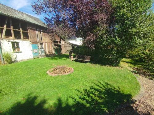 Vedere exterior, Kleine urige Unterkunft im Lehmbau in Altenkirchen (Westerwald)