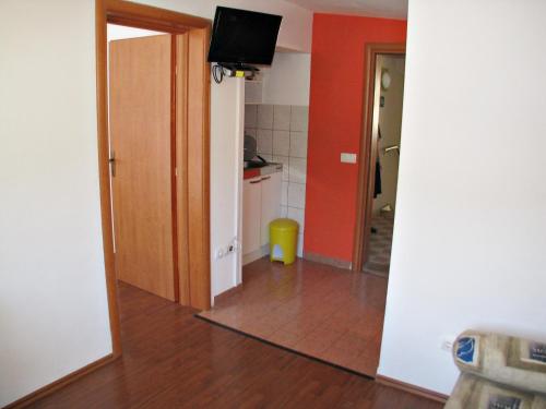 Apartments Miljak