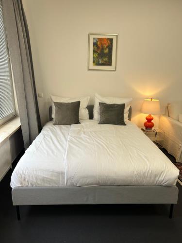 35 qm großes Apartment mit eigenem Badezimmer in den Elbvororten, Гамбург (фото 3)