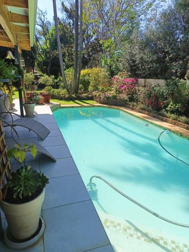 Kingbolt retreat guest house - Pretoria