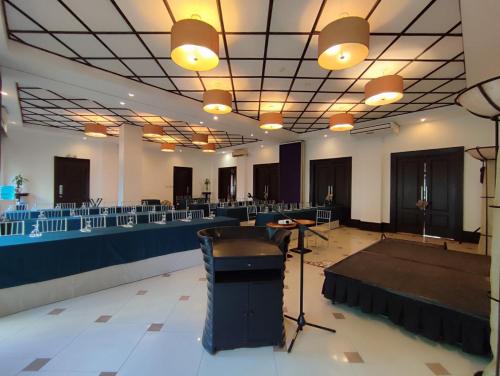 Rated highly by Business travelers