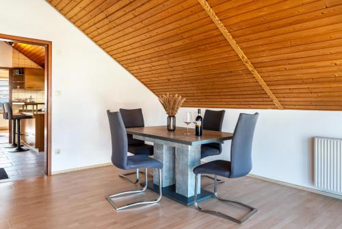 Fewo Georg in ฟูลเลินดอร์ฟ