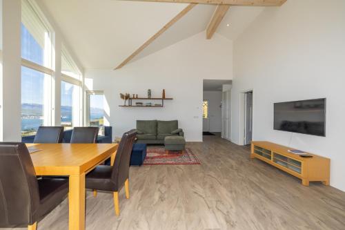 LL Properties - Villa With a Hot tub & Scenic View, Akureyri (zdjęcie 10)