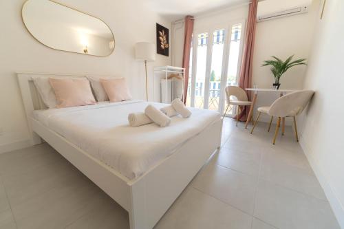 Studios cosy Nice in 西梅茲