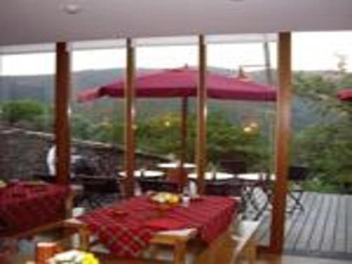 Restoran, Patio do Xisto in Gondramaz