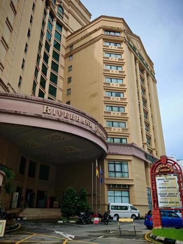 Riverbank Suites - River View Level 11, Sleeps 7 Riverbank Suites - River View Level 11, Sleeps 7