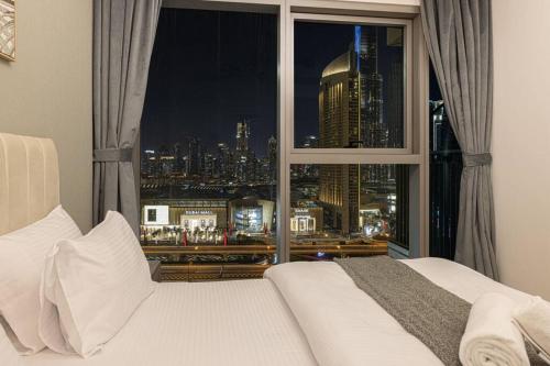 Downtown - Burj Khalifa Facing - 2 Bed Luxe Apartment, Dubai (photo 7)