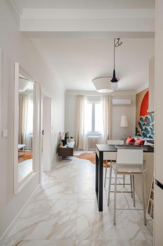 Stylish 1BD Apartment in the Heart of the City by Flat Mаnager, Sofia (Foto 8)