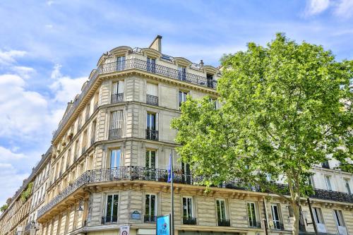 Urban Flat 119 - Spacious 5 Bedroom Flat in Paris - image 8
