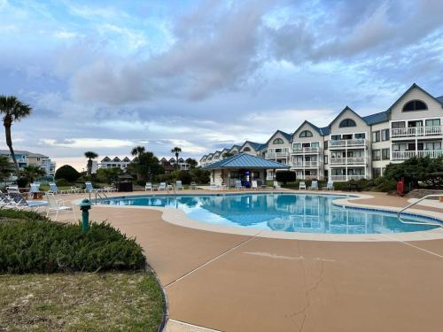Plantation West Condos - 수영장