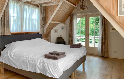 Gorgeous Home In Groet With Wifi in Groet met Hargen
