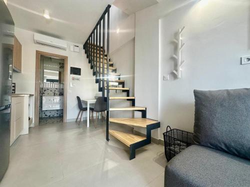 Alki-House 2