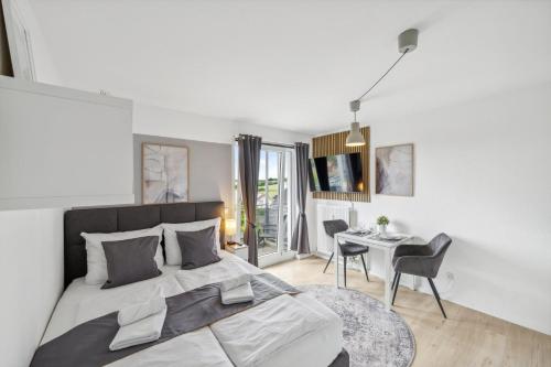 Go2Cozy - Study & Work Apartments - WIFI - Kitchen, Kaiserslautern