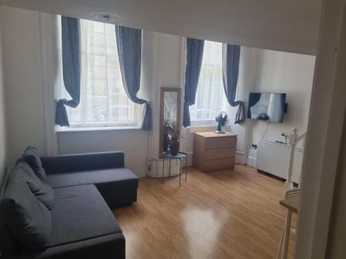 Duplex Flat By Hyde Park - 5, London (photo 4)