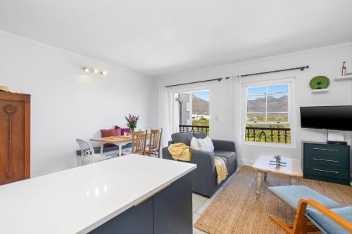 Summerville Beach Loft - image 11