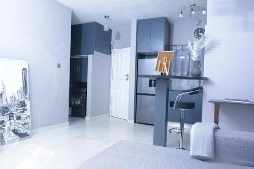 Apartment image 9