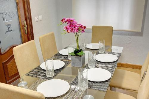 Sevilla Apartamento Familiar Pureza 3-Star Single Room restaurant