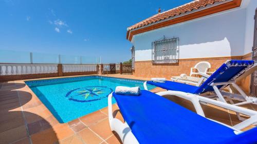 Castillo de la Hazalara Cómpeta by Ruralidays