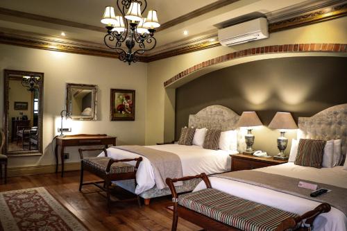 595729897 Three Rivers Lodge and Villas