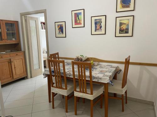 Two-Bedroom Apartment image 4