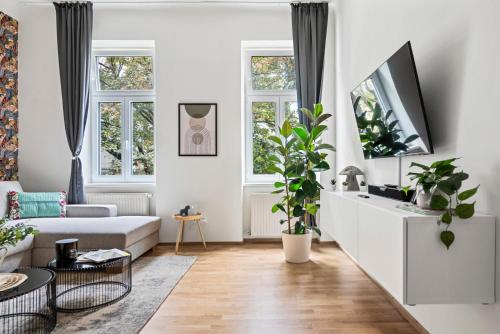 Cozy, generous City Apartment - 10 min to city-centre - Contactless 24h Check-In, Wien