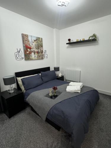 Luxurious Bracknell Apartment - Central Location - Tap to explore photos