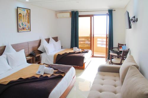 hotel photo