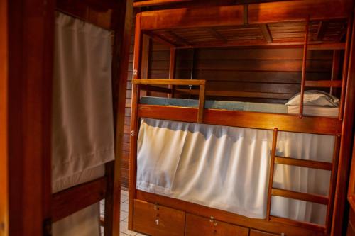 Bed in 8-Bed Mixed Dormitory Room image 6
