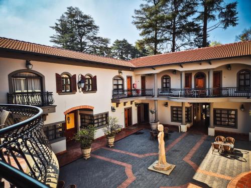 595747202 Three Rivers Lodge and Villas