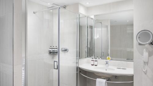 voco St. David's Cardiff an IHG Hotel - image 3