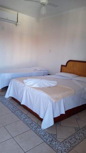 1 double bed
