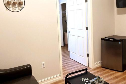 Banana Leaf Villa-Marley Junior Suite