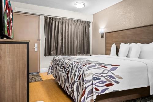 Standard King Room Smoke Free image 1
