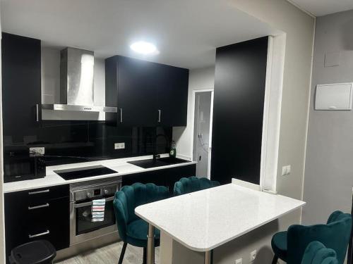 Bungalow a 200 m de la Playa in Arenales Del Sol