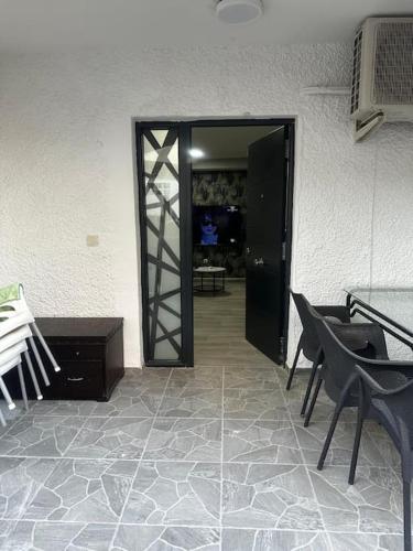 Bungalow a 200 m de la Playa in Arenales Del Sol