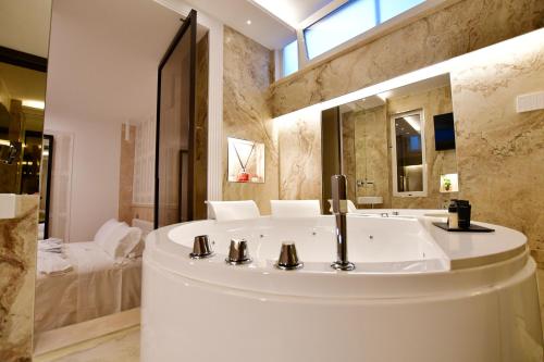 Domus De Cinti Boutique Rooms in Tivoli