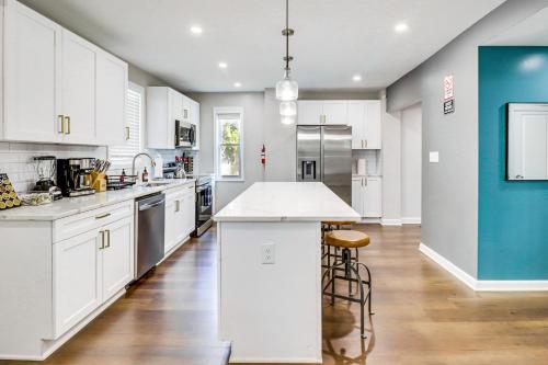 Cheverly Vacation Rental about 9 Mi to US Capitol! in Landover, USA