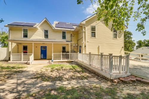 Cheverly Vacation Rental about 9 Mi to US Capitol! in Landover, USA