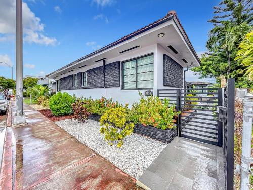Los Patios Home Suites in Miami Beach, USA