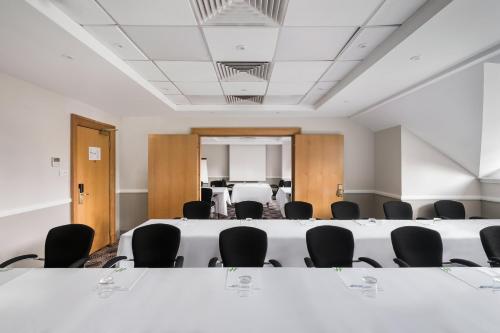 Holiday Inn Glasgow - East Kilbride an IHG Hotel - image 4